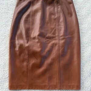 Elegant Brown Leather Skirt